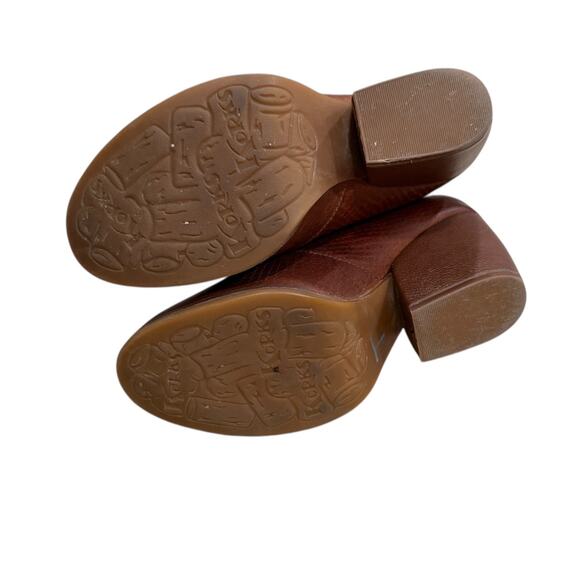 Kork-Ease Gemini Leather V Booties - Picture 8 of 11